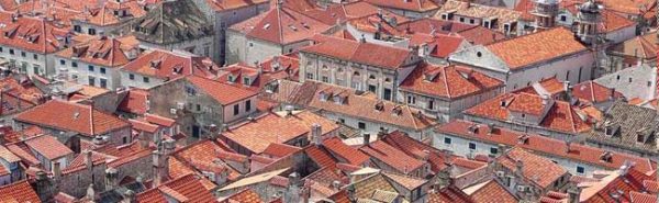 Керемидените покриви са се превърнали в отличителен белег на европейската архитектура
