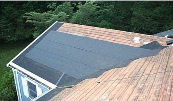 Монтаж на европокривен материал върху скатен покрив